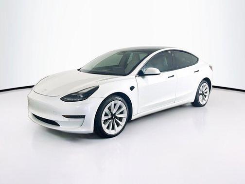 2022 Tesla Model 3 Long Range