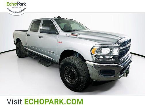 2021 RAM 2500 Tradesman Crew Cab 4x4 6'4' Box