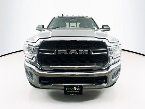 2021 RAM 2500 Tradesman Crew Cab 4x4 6'4' Box