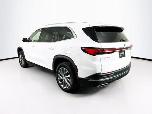 2025 Buick Enclave Preferred FWD