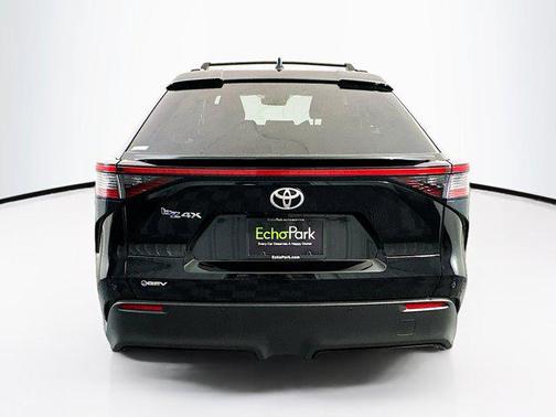 2024 Toyota bZ4X XLE