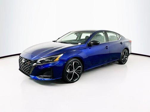 2024 Nissan Altima SR FWD