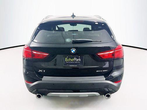 2022 BMW X1 sDrive28i