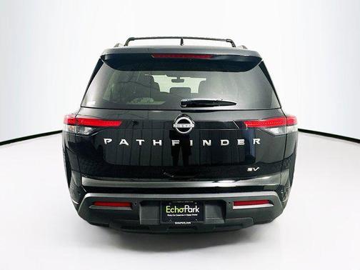 2022 Nissan Pathfinder SV 2WD