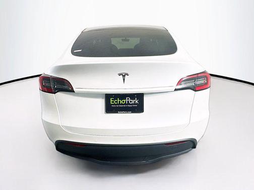 2021 Tesla Model Y Standard Range Rear-Wheel Drive