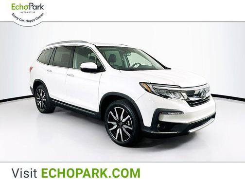 2022 Honda Pilot Touring 8-Passenger