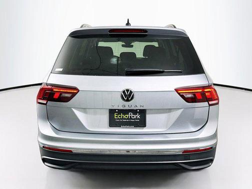 Pyrite Silver Metallic 2024 Volkswagen Tiguan 2.0T S