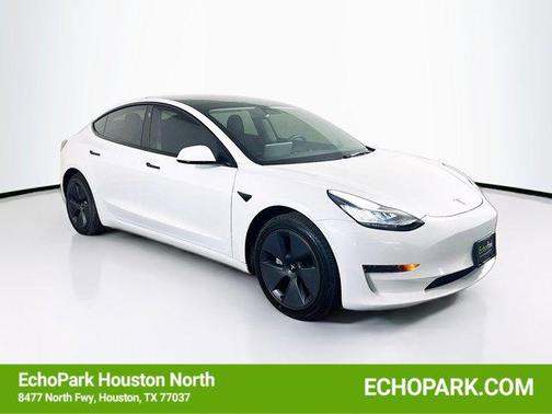 2022 Tesla Model 3 Standard Range
