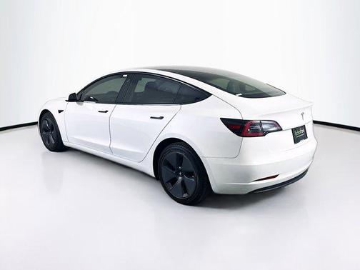 2022 Tesla Model 3 Standard Range