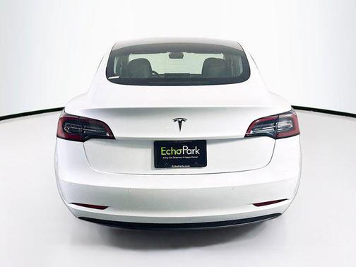 2022 Tesla Model 3 Standard Range