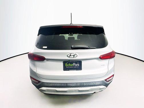 2019 Hyundai SANTA FE SE 2.4