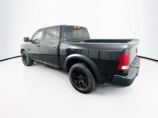 2024 RAM 1500 Classic Warlock Crew Cab 4x2 5'7' Box
