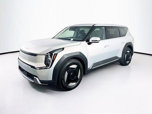 2024 Kia EV9 Light Long Range