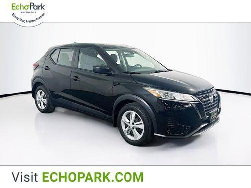 2022 Nissan Kicks S