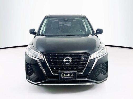 2022 Nissan Kicks S