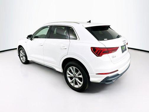2023 Audi Q3 Premium 45 TFSI S line quattro Tiptronic