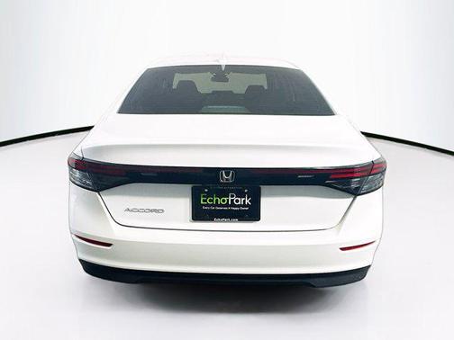 2025 Honda Accord LX 1.5T