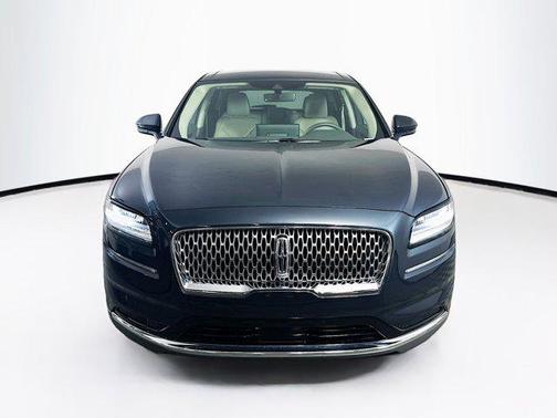 2022 Lincoln Nautilus Standard