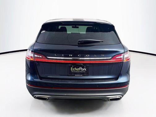 2022 Lincoln Nautilus Standard