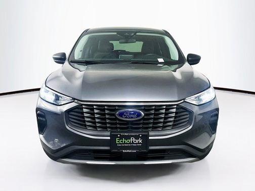 Carbonized Gray Metallic 2024 Ford Escape Active
