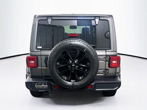 Granite Crystal Metallic Clearcoat 2025 Jeep Wrangler 4xe Sahara