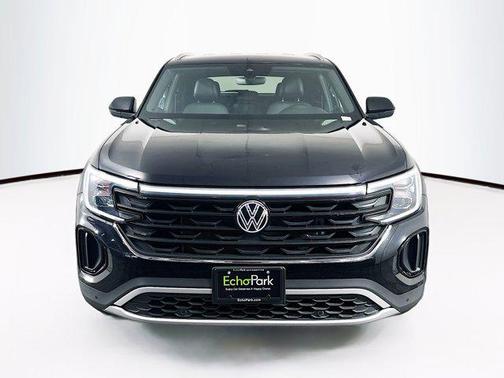 2024 Volkswagen Atlas Cross Sport 2.0T SE w/Technology 4MOTION
