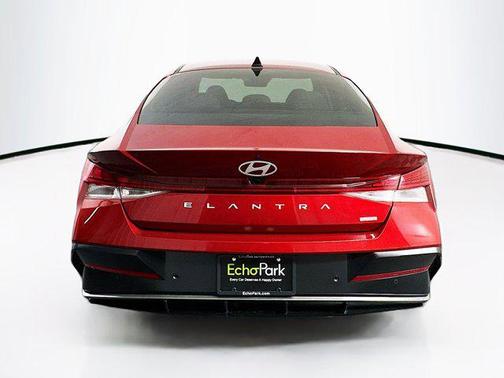 2024 Hyundai ELANTRA HEV Limited