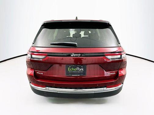 2023 Jeep Grand Cherokee Laredo