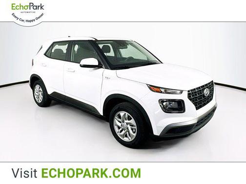 2022 Hyundai VENUE SE