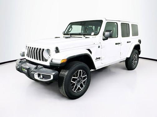 Bright White Clearcoat 2025 Jeep Wrangler 4-Door Sahara 4x4