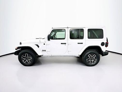 Bright White Clearcoat 2025 Jeep Wrangler 4-Door Sahara 4x4