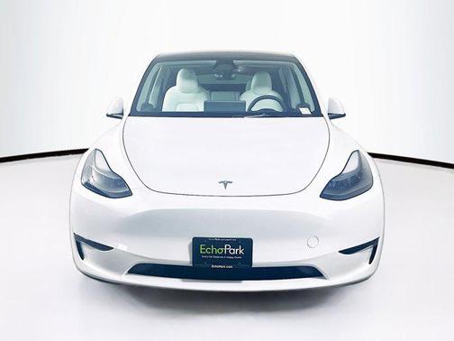 2024 Tesla Model Y Long Range Single Motor Rear-Wheel Drive