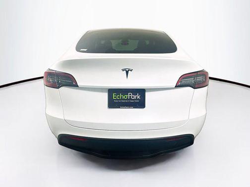 2024 Tesla Model Y Long Range Single Motor Rear-Wheel Drive