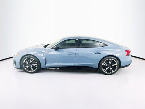 2023 Audi e-tron GT Premium Plus quattro