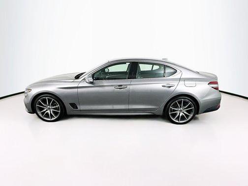 2023 Genesis G70 2.0T RWD