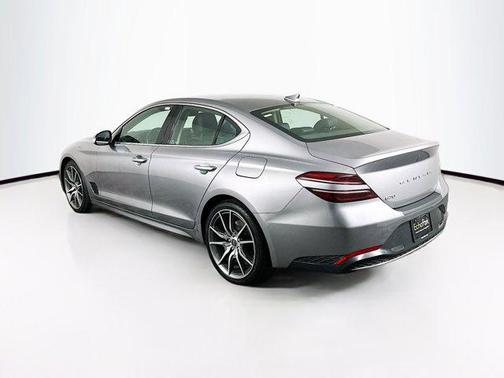 2023 Genesis G70 2.0T RWD