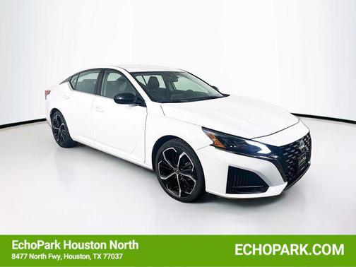 2024 Nissan Altima SR FWD