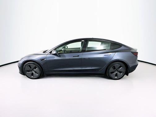 Gray 2022 Tesla Model 3 Long Range