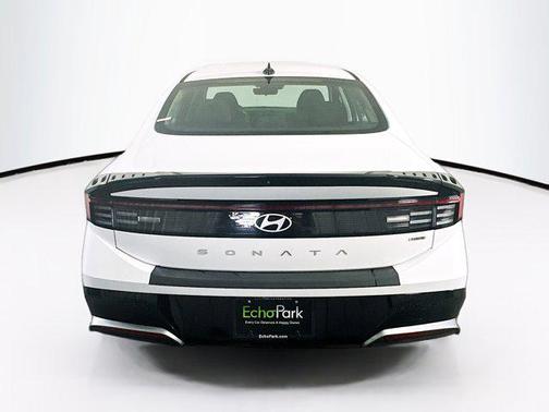 2025 Hyundai SONATA Hybrid SE