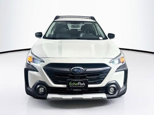 Crystal White Pearl 2024 Subaru Outback Limited