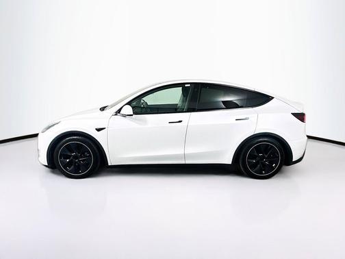 Pearl White Multi-Coat 2021 Tesla Model Y Long Range Dual Motor All-Wheel Drive