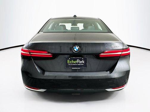 2025 BMW 530 i