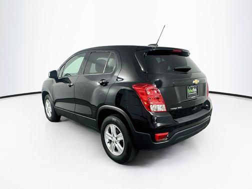 Mosaic Black Metallic 2020 Chevrolet Trax LS