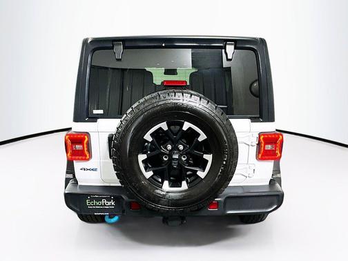 Bright White Clearcoat 2024 Jeep Wrangler 4xe Rubicon