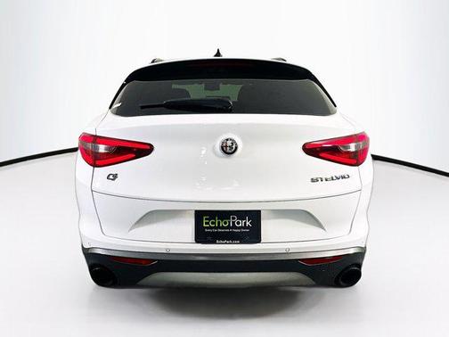 2022 Alfa Romeo Stelvio Ti