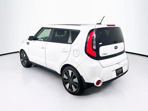 Clear White 2014 Kia Soul !