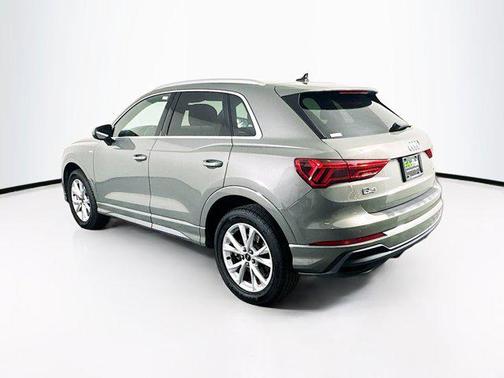 2024 Audi Q3 Premium 45 TFSI S line quattro Tiptronic