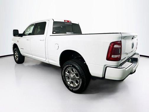 2024 RAM 2500 Laramie Crew Cab 4x4 6'4' Box