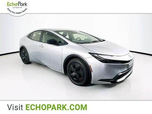 2025 Toyota Prius LE