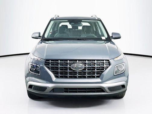 2024 Hyundai VENUE Limited